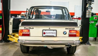Πόσα θα έδινες για αυτή την τέλεια BMW 2002 tii;
