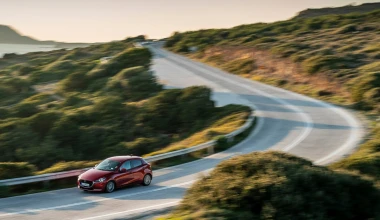 Δοκιμή Mazda 2 1.5 SkyActiv-G90 AT6: Ποιοτική απλότητα