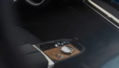 BMW iX M60: Ο ηλεκτρικός πύραυλος που κοντράρει τη Μ5