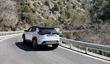 Δοκιμή Toyota Yaris Cross Hybrid AWD-i: Ο σταρ της αγοράς 