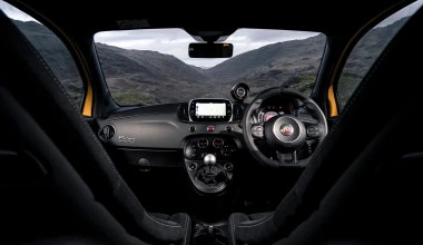 H Abarth αποκαλύπτει τους 20 καλύτερους δρόμους για οδήγηση σε Βρετανία και Ιρλανδία