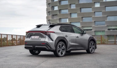 Οδηγούμε το Toyota bZ4X - Είναι το καλύτερο οικογενειακό ηλεκτρικό SUV;
