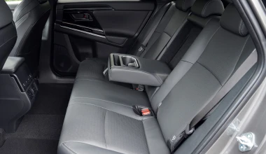 Οδηγούμε το Toyota bZ4X - Είναι το καλύτερο οικογενειακό ηλεκτρικό SUV;