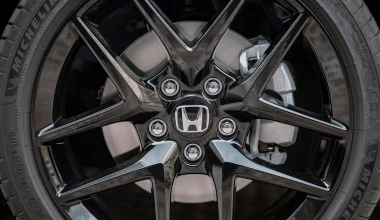 Οδηγούμε το νέο Honda Civic: Κοντράρει C-Class και A4;