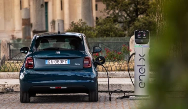 Νέο FIAT 500: Το Ιταλικό ταμπεραμέντο συναντά την ηλεκτροκίνηση