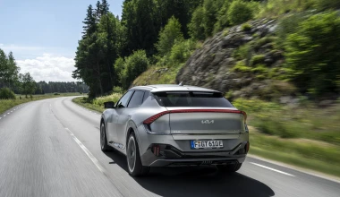 Οδηγούμε το νέο Kia EV6 GT - Ηλεκτροσόκ 585 ίππων! [video]