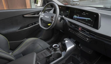 Οδηγούμε το νέο Kia EV6 GT - Ηλεκτροσόκ 585 ίππων! [video]