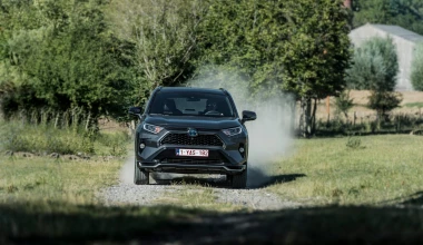 Δοκιμή Toyota RAV4 plug-in hybrid: Είναι το απόλυτο οικογενειακό SUV;