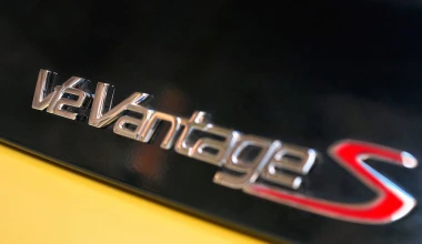 Aston Martin V12 Vantage S