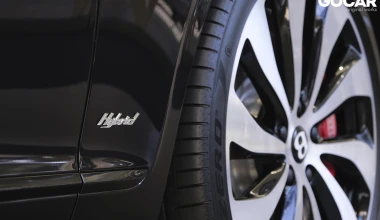 Γνωρίζοντας τις μεθυστικές Bentley Flying Spur PHEV και Benteyga PHEV από κοντά