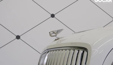 Γνωρίζοντας τις μεθυστικές Bentley Flying Spur PHEV και Benteyga PHEV από κοντά