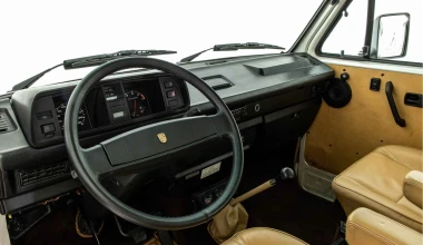 Αυτό το van δεν είναι VW, αλλά μια original σπάνια Porsche!