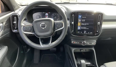 Δοκιμή Volvo XC40 T2 129 PS: Ο πορτιέρης!