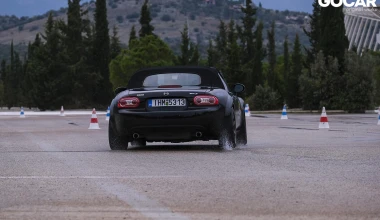 Μια μέρα στο Driving Academy: Πίσω στα θρανία