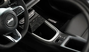 Jeep Avenger: Στην Ελλάδα το νέο ηλεκτρικό SUV - Τιμή