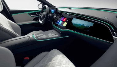 Απίθανο! Έβαλαν TikTok και selfie κάμερα στη νέα Mercedes E-Class