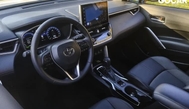 Δοκιμή Toyota Corolla Cross 2.0 Hybrid AWD: Σίγουρο στοίχημα! [video]