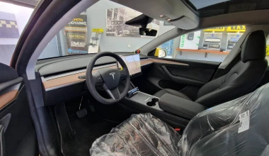 Αυτό είναι το πρώτο ταξί Tesla στην Ελλάδα [video]