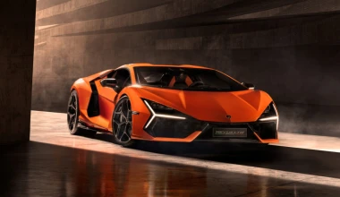 Lamborghini Revuelto LB744: Όλα τα μυστικά του υβριδικού supercar των 1.015 PS