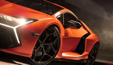 Lamborghini Revuelto LB744: Όλα τα μυστικά του υβριδικού supercar των 1.015 PS
