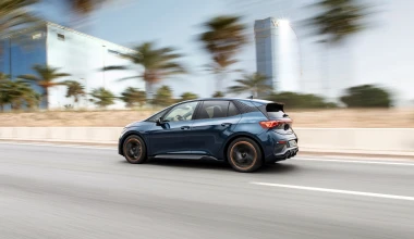 CUPRA Born: Επιδόσεις, στιλ και βιωσιμότητα σε τέλεια αρμονία