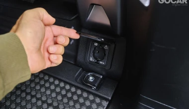 Δοκιμή Land Rover Defender 110 D300 75 Years: Alpha male SUV