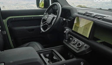 Δοκιμή Land Rover Defender 110 D300 75 Years: Alpha male SUV