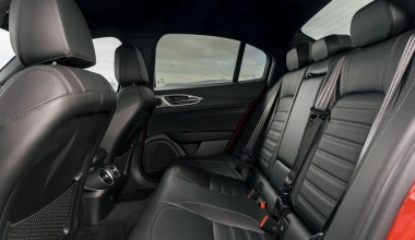 Δοκιμή Alfa Romeo Giulia Competizione 2.0T Q4 280 PS: Couple goals