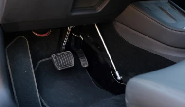 Αποκλειστικό: Η πρώτη σχολή οδηγών στην Ελλάδα με Tesla!