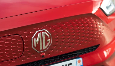 Νέο MG ZS: Αλλάζει τα δεδομένα στα B-SUV