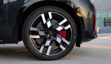 Νέο Mini JCW Countryman: Mε 300 PS και mucho εμφάνιση - Τιμή στην Ελλάδα