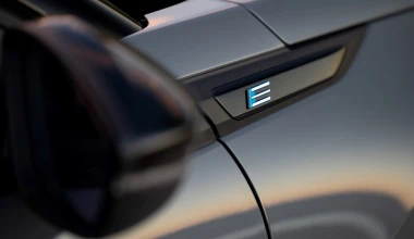 Δοκιμή Peugeot E-2008 156PS: Total upgrade!