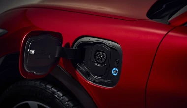 Ford Mustang Mach-E: Καθρέφτης στην εξέλιξη