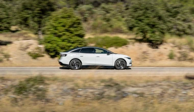 Volkswagen ID.7: Τα 5 πράγματα που πρέπει να ξέρεις για το κορυφαίο ηλεκτρικό