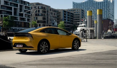 Toyota Prius Plug-in Hybrid: Η επιτομή του υβριδισμού