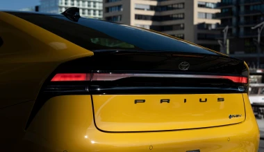 Toyota Prius Plug-in Hybrid: Η επιτομή του υβριδισμού