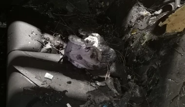 Λαμπάδιασε Tesla στην Αθήνα – Δεν έπαθε τίποτα η μπαταρία (αποκλειστικές εικόνες)