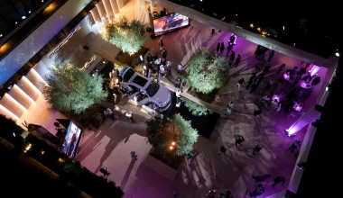 Η λαμπερή αποκάλυψη της νέας Porsche Macan