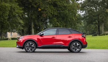 Eπίσημο: Αυτή είναι η ριζικά ανασχεδιασμένη Citroen C4 και C4 X!