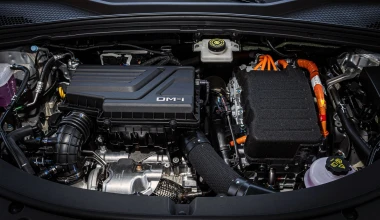 Δοκιμή BYD Seal U DM-i AWD Design 324 PS: Επιθετικό marketing