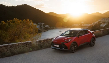 Toyota C-HR: Ο βασιλιάς των υβριδικών! 