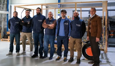 elvoX: Αυτοκίνητο made in Greece - Εδώ φτιάχνεται