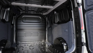 Τι είναι το νέο Kia PV5, τι αυτονομία έχει και πότε φθάνει Ελλάδα;