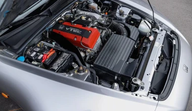 Αυτό είναι το Honda S2000 με τα λιγότερα χιλιόμετρα! Πόσο πουλήθηκε; 