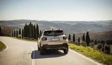 Οδηγούμε στην Ιταλία το Jeep Avenger 4xe - Υβριδικό και τετρακίνητο B-SUV