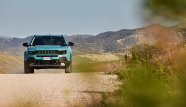 Jeep Avenger: Ο Βασιλιάς των B-SUV κομμένος και ραμμένος στα μέτρα σου με τιμή από 23.990 €!