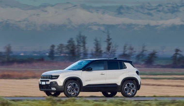 Jeep Avenger: Ο Βασιλιάς των B-SUV κομμένος και ραμμένος στα μέτρα σου με τιμή από 23.990 €!