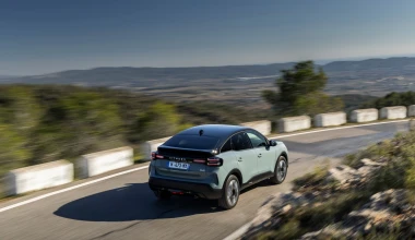 Νέες πλούσιες εκδόσεις της υβριδικής Citroen C4 με τιμή κάτω από 23.000 ευρώ! 