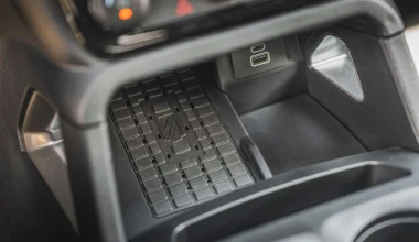 Στην Ελλάδα το νέο Ford Ranger Plug-In Hybrid - Καίει 3,4 lt/100 km (Τιμές)