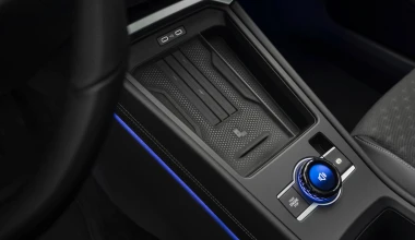 Αποστολή στη Γερμανία: Αυτό είναι το νέο Volkswagen T-ROC - Με full hybrid κινητήρα! [video]